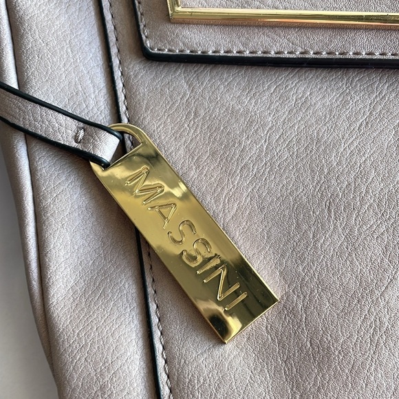 Massini Tan and Gold Crossbody Bag with Structured Design - Picture 2 of 12